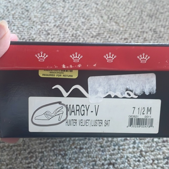 Nina Dark Green Velvet Look Slingback Heels. 7.5 - Picture 10 of 11